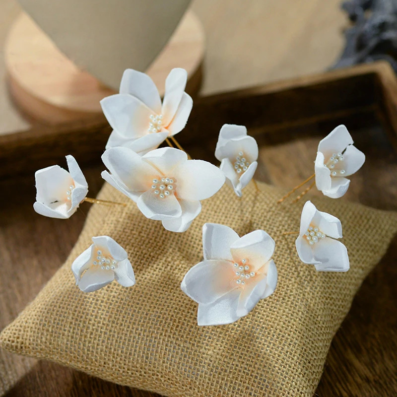 8 cute female floral bridal hair with earrings handmade hair clips wedding hair accessories 250409