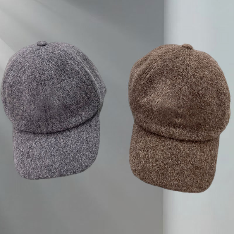 Luxury Designer Women's Cashmere Wool Baseball Cap 2025 Fall Winter New Letter Embroidery Wool Blend Hat Two Colors One Size High Quality S1128