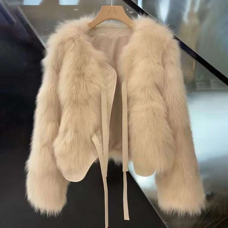 Elegant Autumn Winter Socialite New for Women Style Young Homebody Short Fashion Integrated Fur Coat