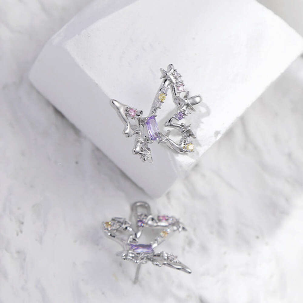 DHcollections Colorful Zircon Dream Butterfly Buckle for Women, Ins Style, High-End Luxury Buckle, Elegant and Versatile Fresh Waist Accessory