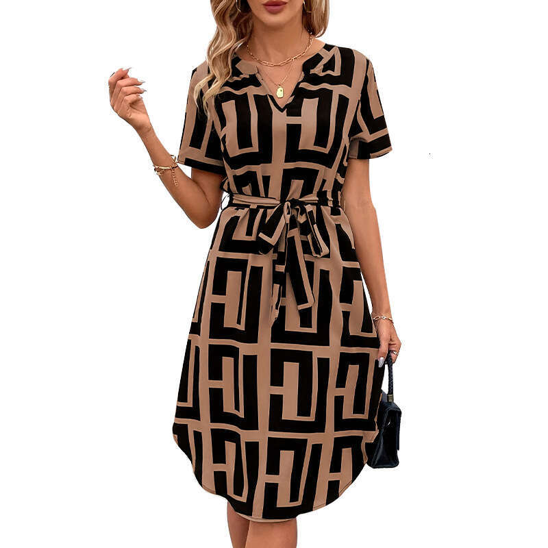 Cross-Border European and American Style Elegant Mature Short Sleeve Plaid Summer Vacation Small Hem Belted V-Neck A-Line Midi Dress