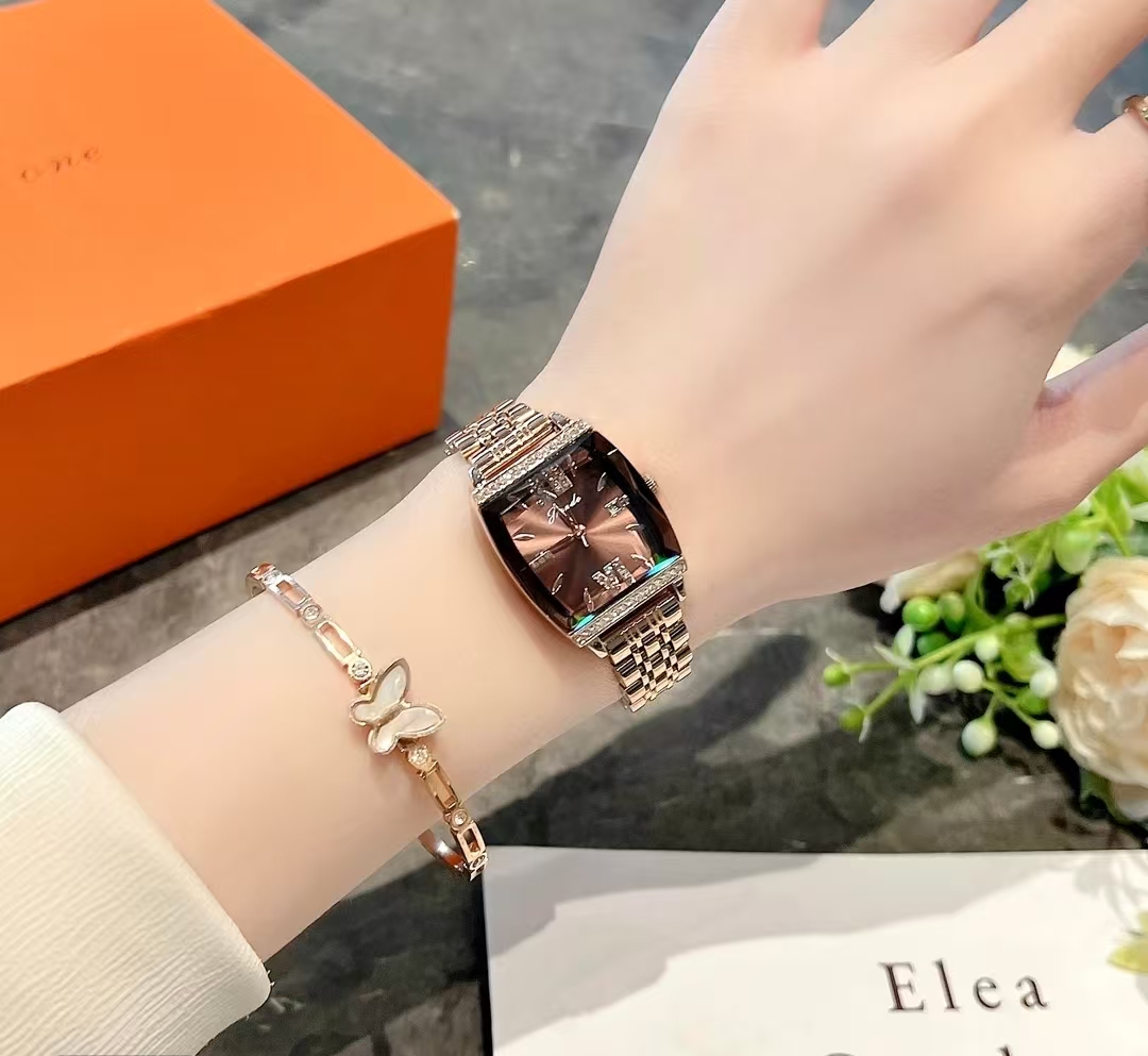 Designer Square Watch Fashion Women's Watch Versatile TLXT Classic Waterproof Exquisite Coffee Wristwatch for Lady