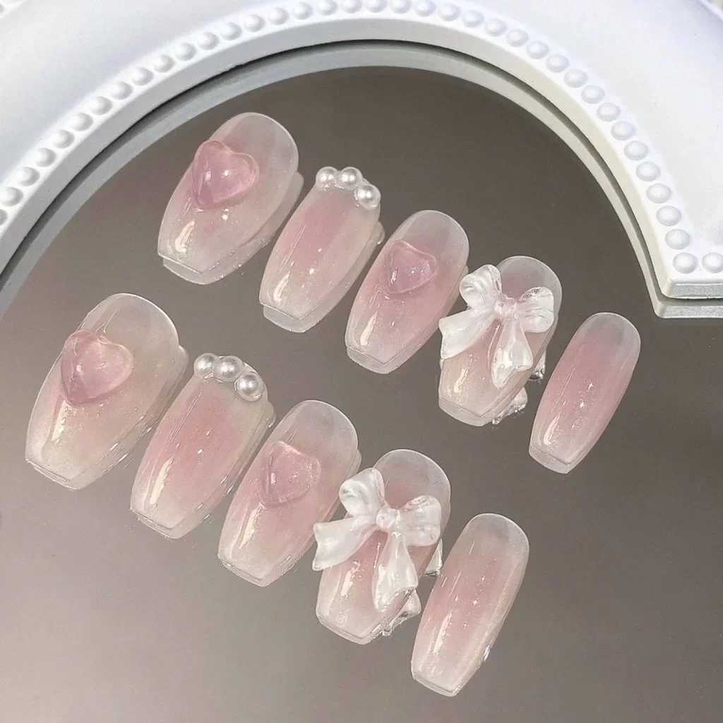 Lovely pink lovely princess detachable hand knitting nail art Y2K vitality girl short false nail powder blusher bow nail patch W250410