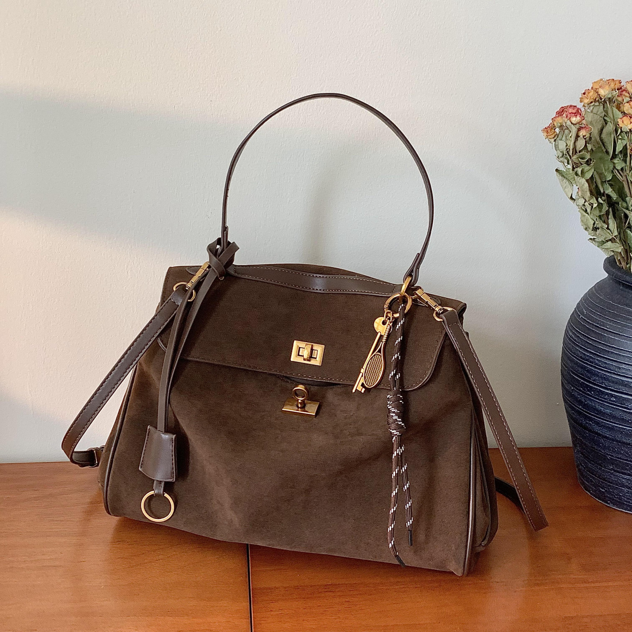 Designer Bag Shoulder Bag Quality Fashion Multi-functional Crossbody Bag Large Capacity Commuter Handbag