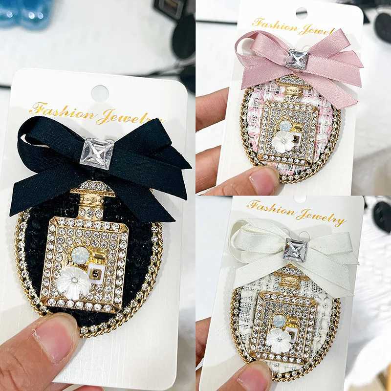High-end Fabric Bow Brooches for Women Rhinestone Crystal Badge Korean Fashion Coat Sweater Lapel Pins Jewelry AccessoriesW251110