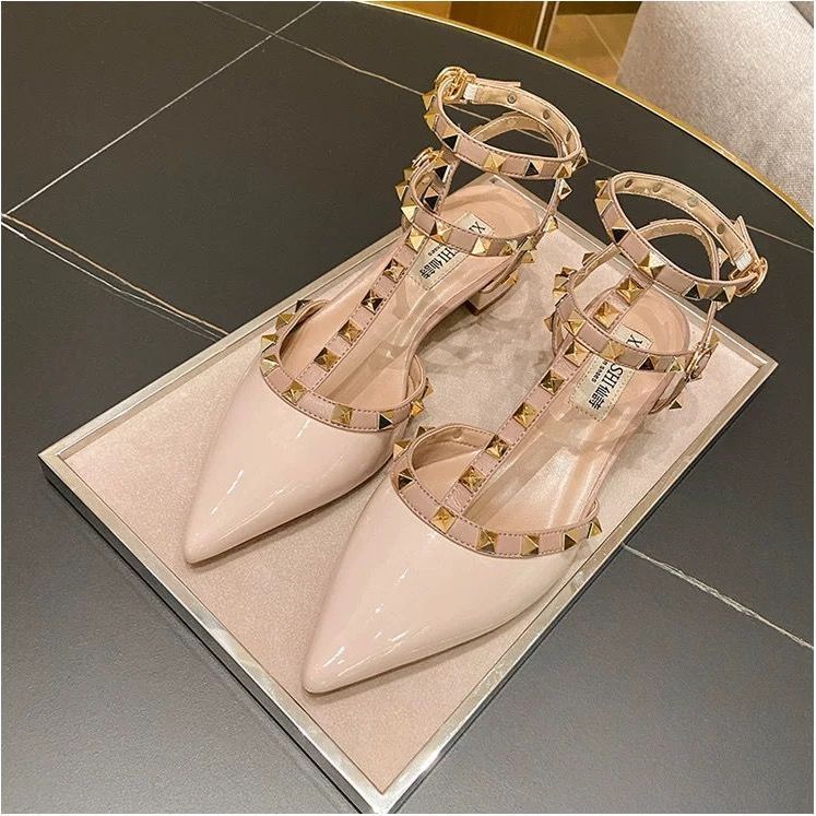 free Shipping Thick heeled slippers Middle heel sandals Pointed single shoe Naked high heels Wearing women high heels outside