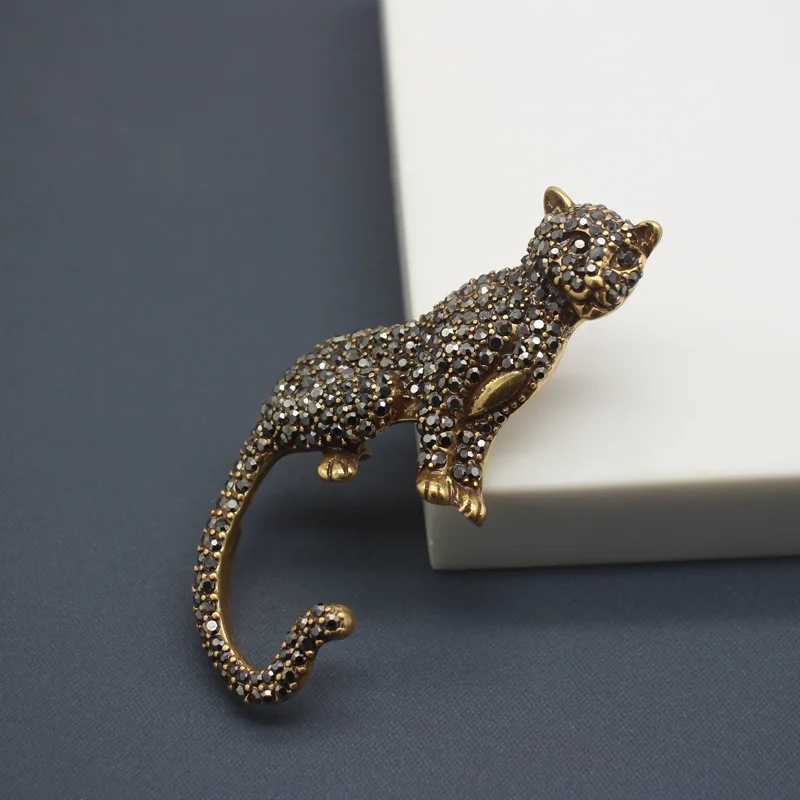 Vintage Animal Gem Brooch - Antiqued Leopard Brooch Understated yet Dramatic 3D Antique-Style Pin M168W251110