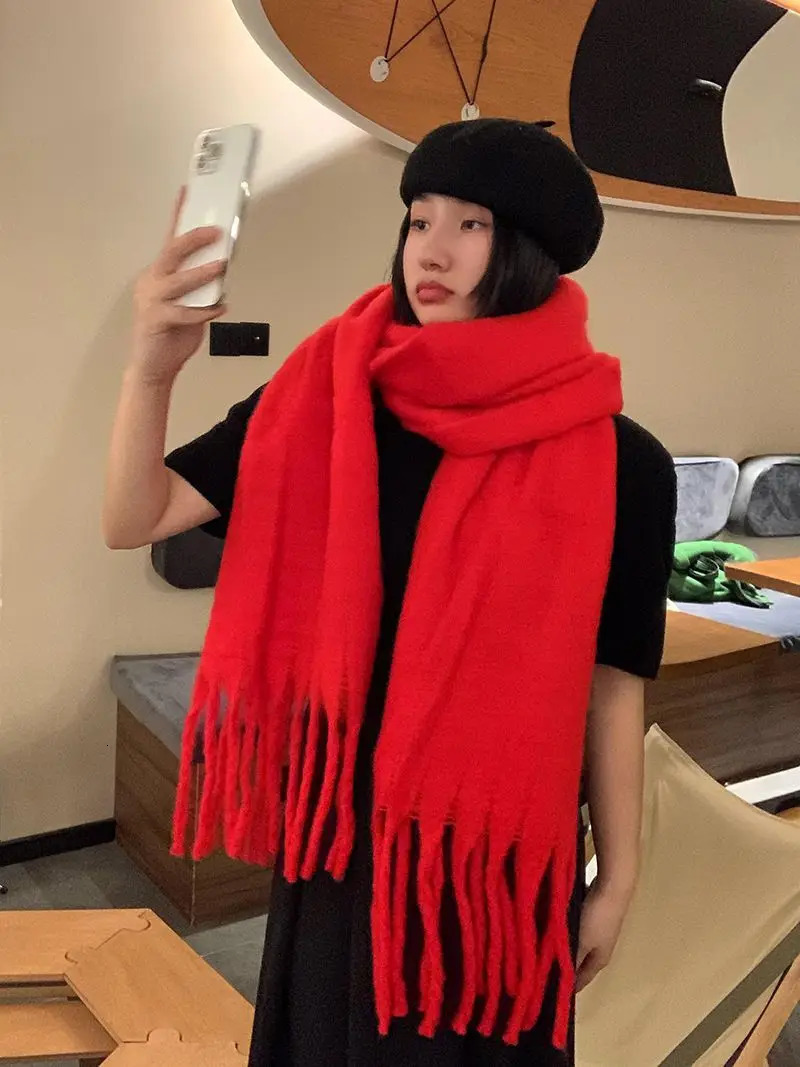 2025 Latest Womens Fall Winter Long Scarf Wool Red Green Christmas Scarf Style Warm Soft Chunky Wrap Shawl Scarves 251107