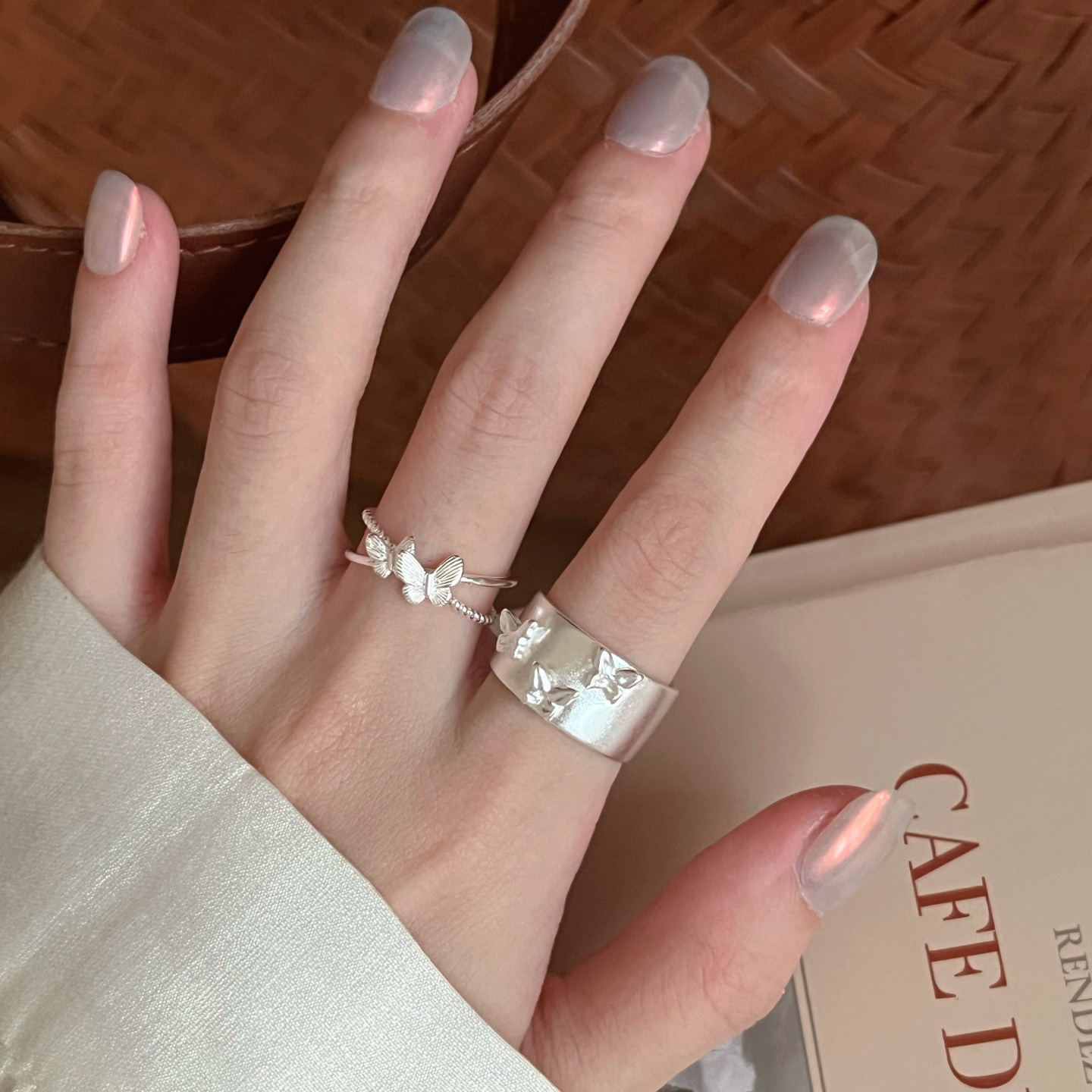 High-end Three-dimensional Butterfly Ring For Fashion Ring Women Wide Matte Luxury Design Open Ring Niche Personality Index Designer Ring Finger Ring