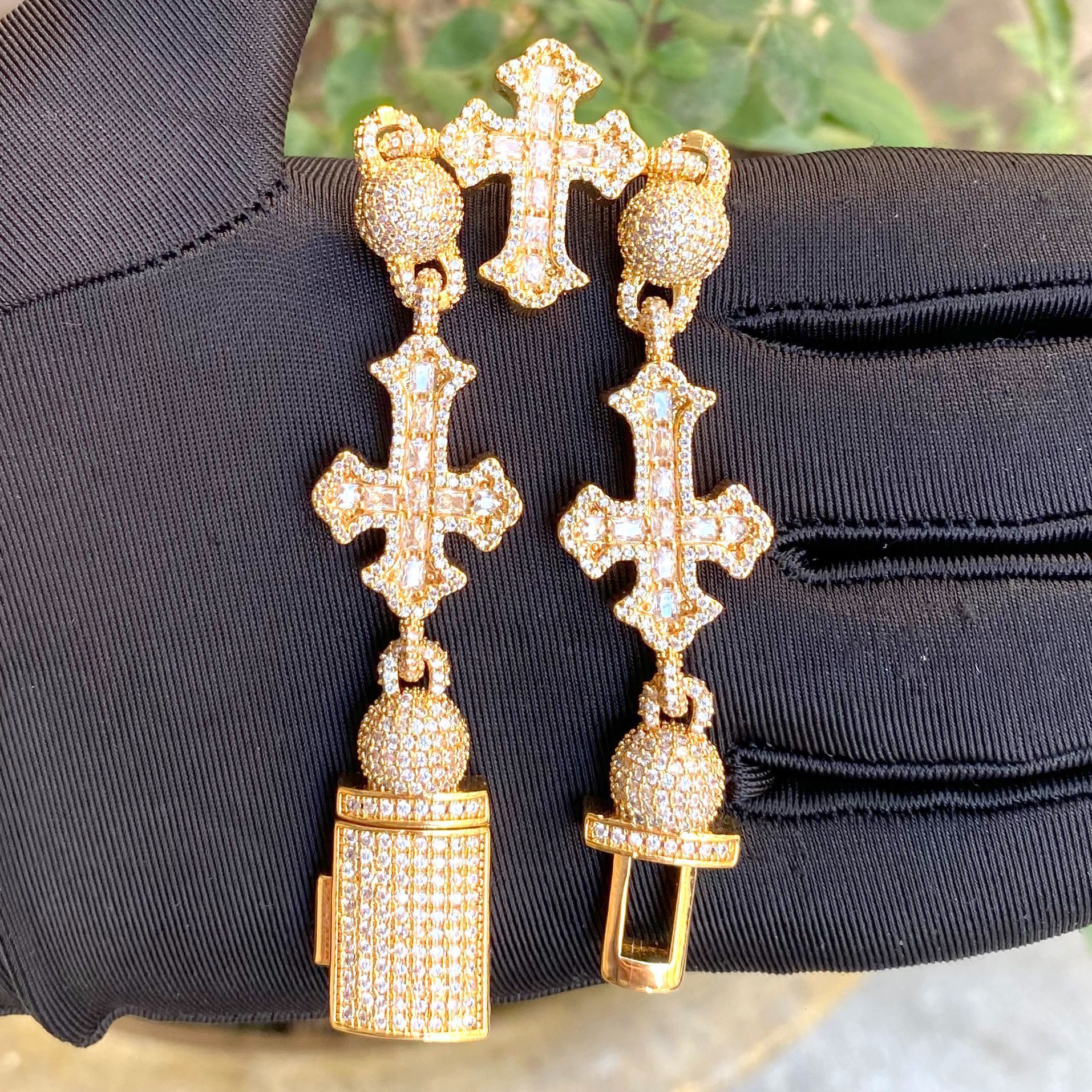 New Round Bead Cross Bracelet with Moissanite chain Hip Hop Personalized Fashion Mens and Womens Hip Hop Bracelet