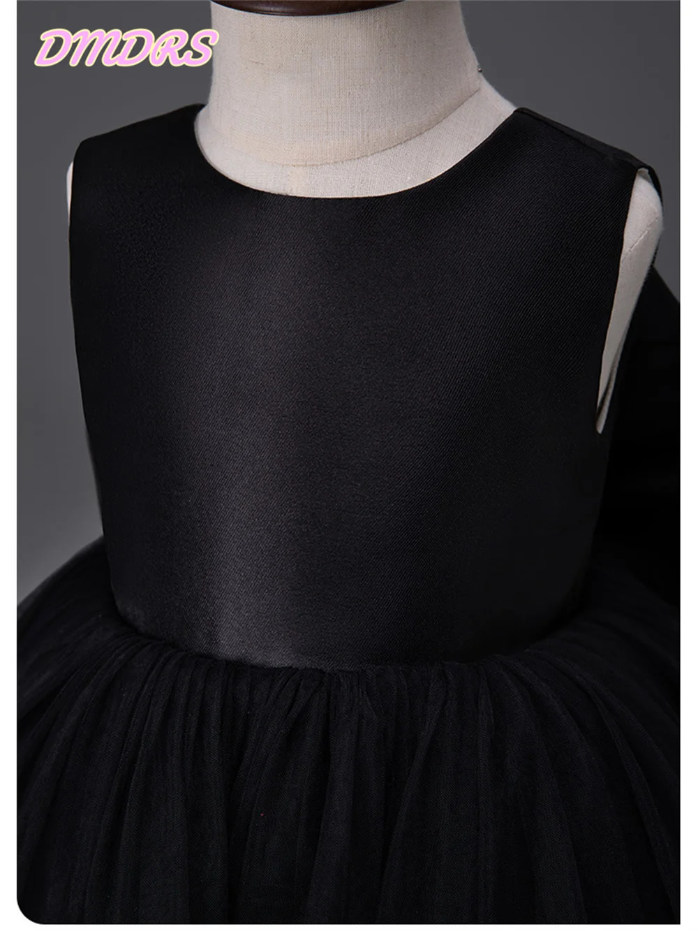 Childrens satin black flower girl dress birthday bow sleeveless retro ball dress knee length princess dress short sleeved 250403