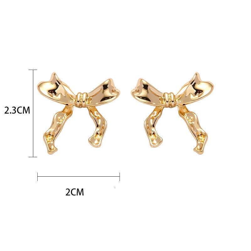 Butterfly Knot for Women, Ins Niche Design, European American Style, Exaggerated Earrings, Unique Fashion, Simple and Versatile Stud Earrings