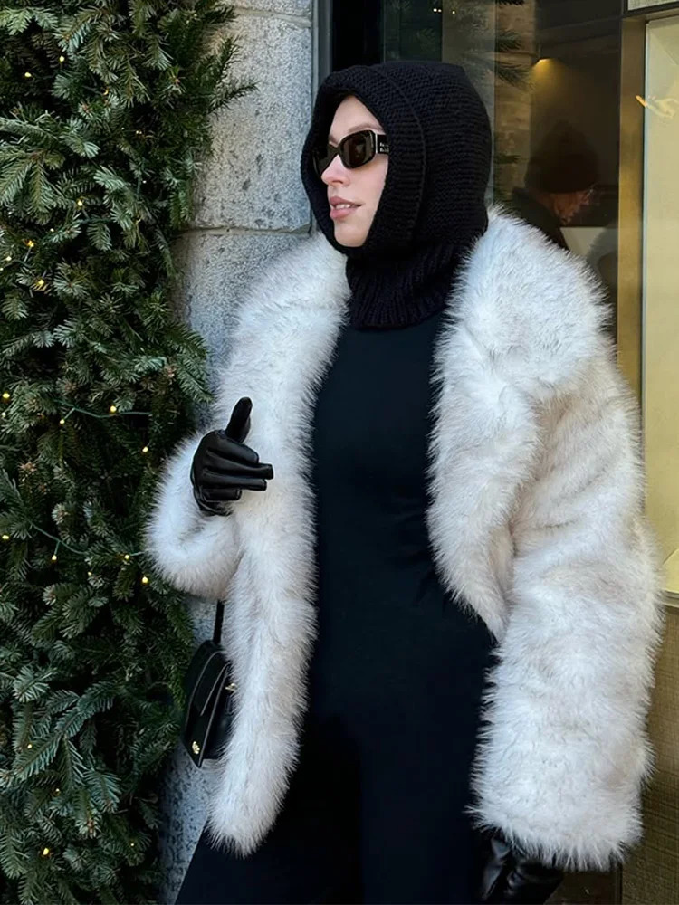 Oversized Tipdyed Lapel Furry Faux Fur Coats Women Elegant Turndown Collar Long Sleeve Coat ner Winter Lady Outerwear 251110