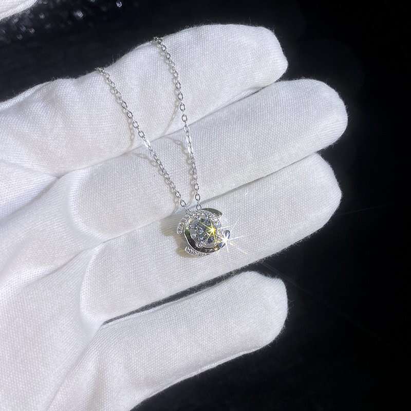Wholesale s925 sterling silver moissanite necklace, style versatile ins style moissanite pendant
