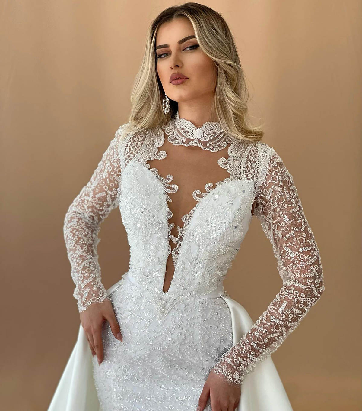 Crystals Mermaid Elegant Wedding Dresses With Sparkling Sequins Detachable Train Full 3D Appliques Pearls Backless Party Plus Size Custom Made vestido