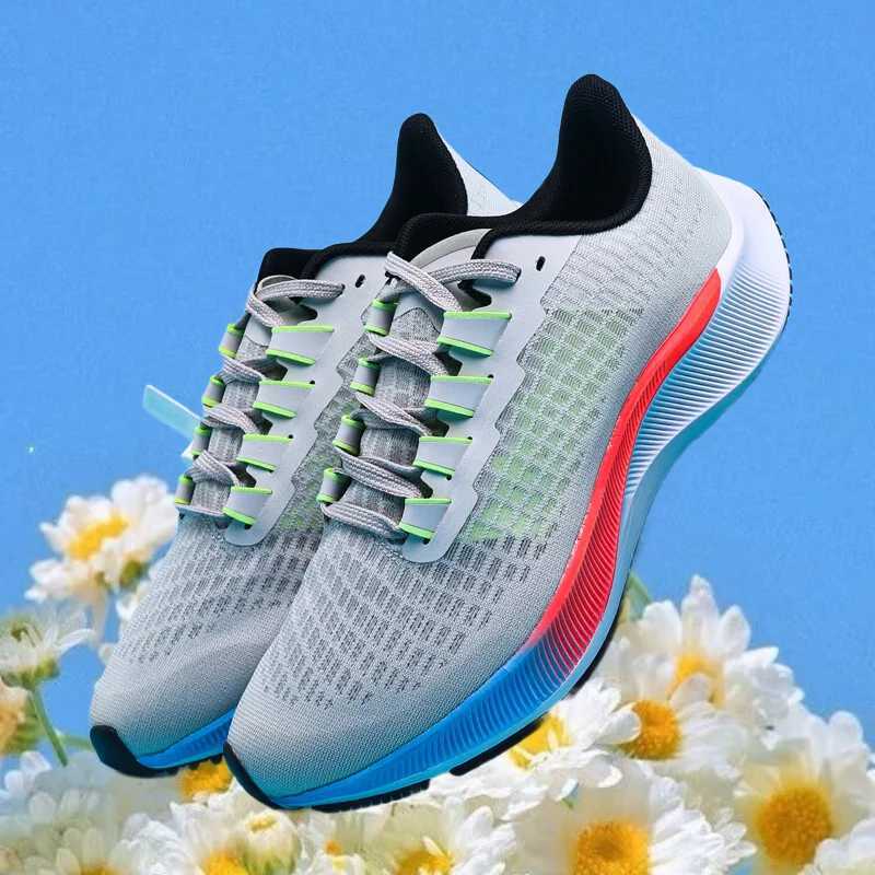 Comfortable lightweight breathable durable and attractive sports shoes. Wearing our shoes you are the most dazzling presenceC250410