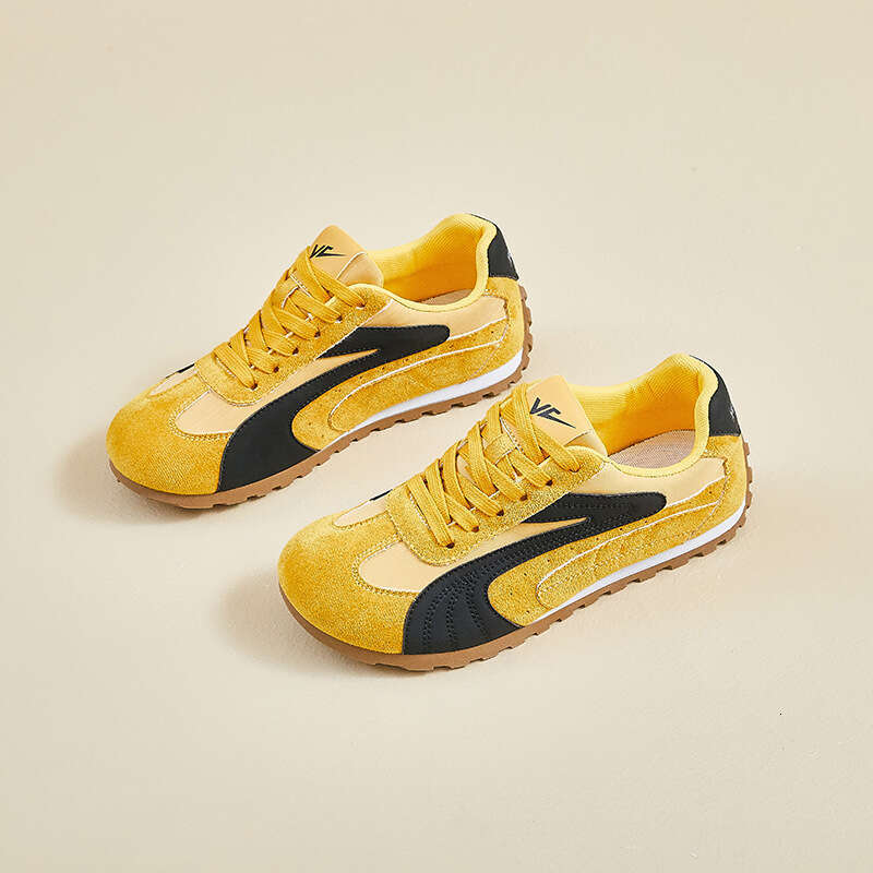 Inner Height Increase German Training Autumn and Winter New Trendy Versatile Fleece-Lined Sneakers, Casual Shoes for Women, Model HQ-D05