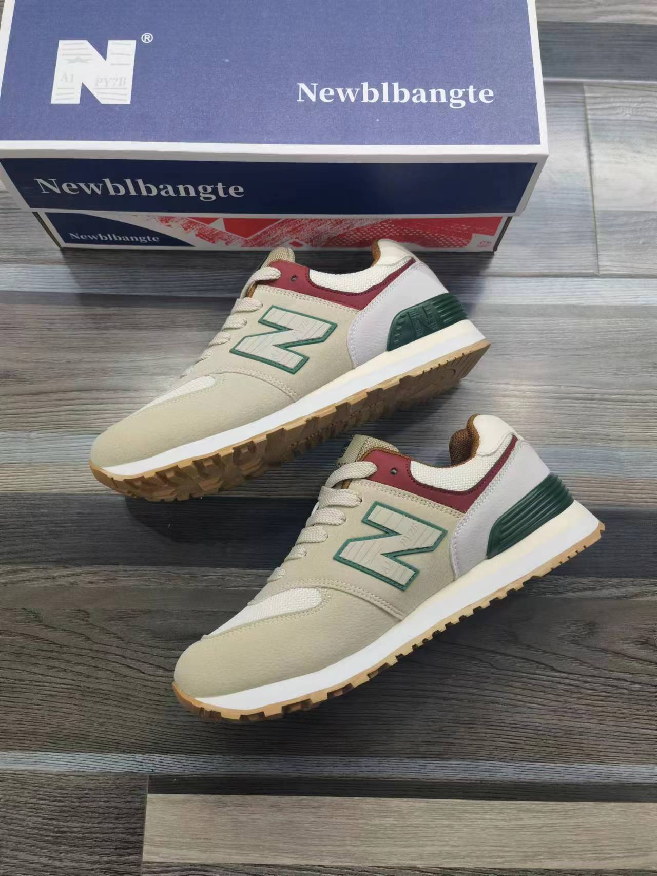 designer shoes new Jogging shoes, retro sports and casual shoes chunky sneakers