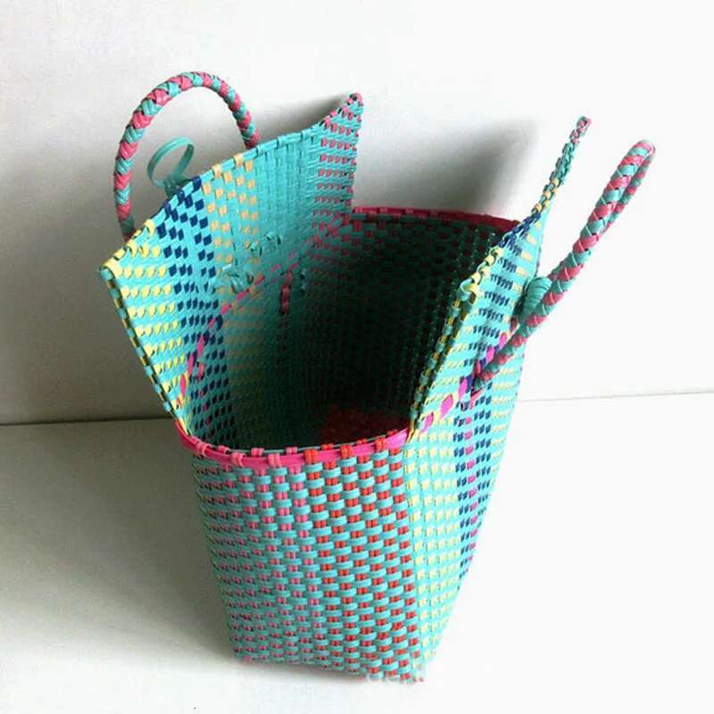 Women Large Weave Beach Woven Bucket Bag Casual Tote Handbags Shopping Popular Plastic Braided Holiday Basket