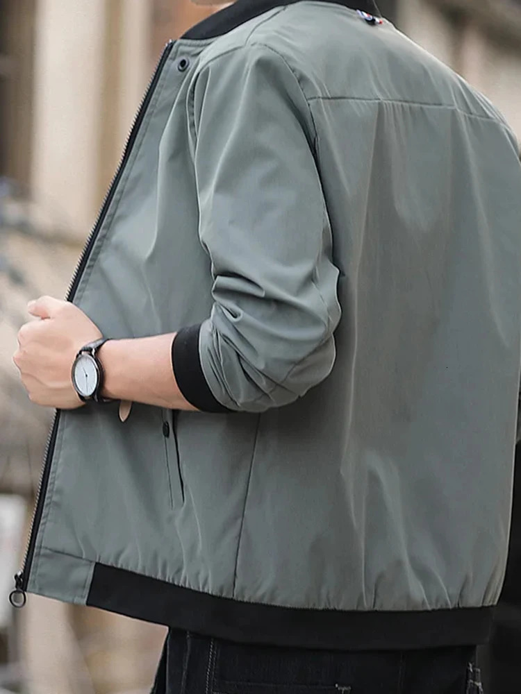 Mens casual fashion windproof outdoor sports zipper solid color long sleeved cold and warm aviation jacket 250401