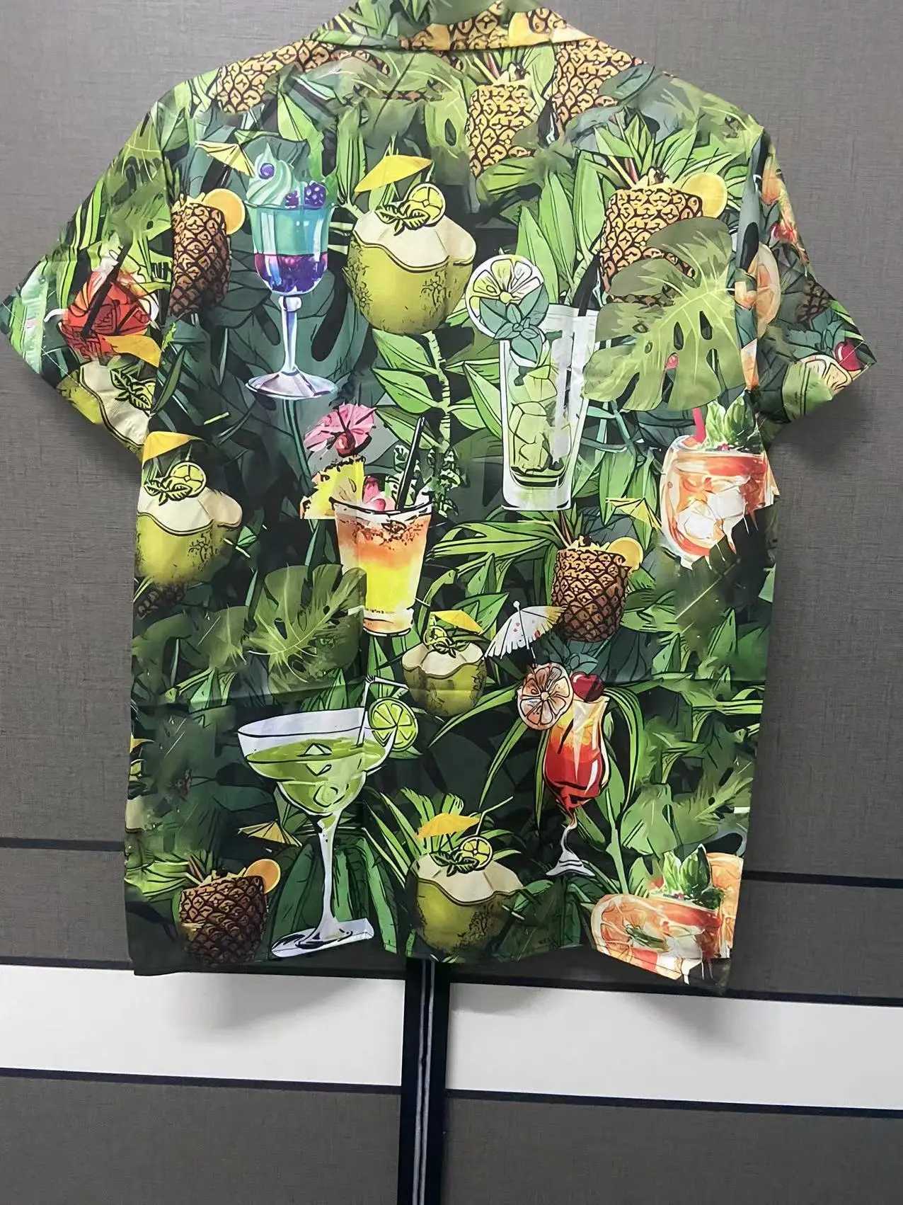 New mens 3D printed parrot short sleeved Cuban V-neck oversized Hawaii summer holiday beach top mens clothing X250410
