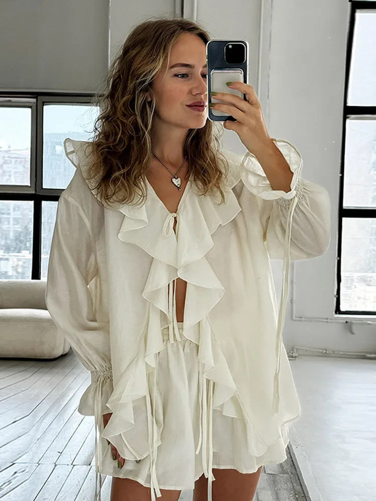 Summer holiday long sleeved pleated lace chiffon shorts set for womens casual V-neck solid loose shorts set womens clothing 250409