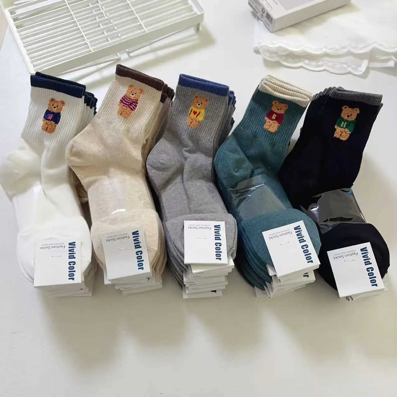 High quality cartoon elegant womens bear cute socks pure cotton Harajuku style womens novel breathable socks Christmas gift X2504102