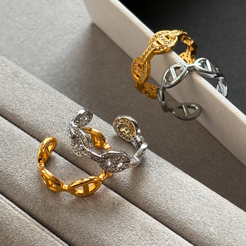 Gold Fashion Ring And Silver Pig Nose Full Diamond Open Index Finger Ring For Women Light Luxury Niche Design High-end Designer Ring Feel Ring 2025 Ne