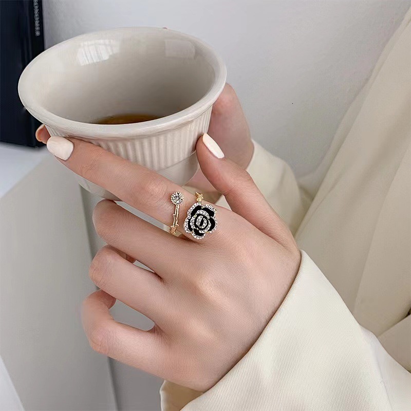 Korean Black Camellia Ring For Women Niche Fashion Ring Design Designer Ring Light Luxury High-end Feel Exquisite Fashion Personalized Open Index Fing