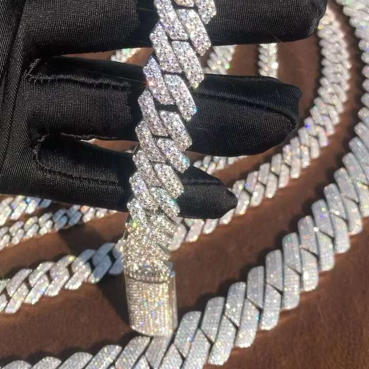 Custom Thick Diamond 5A CZ Prong Link Iced Out 3 Row Setting Cuban Chain Hip Hop Necklace Mens