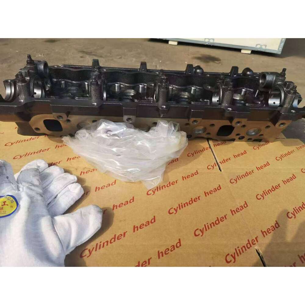 Diesel Car Part 4HG1 Engine Cylinder Head 4HG1T for ISUZU 8-97146520-2 8971465202
