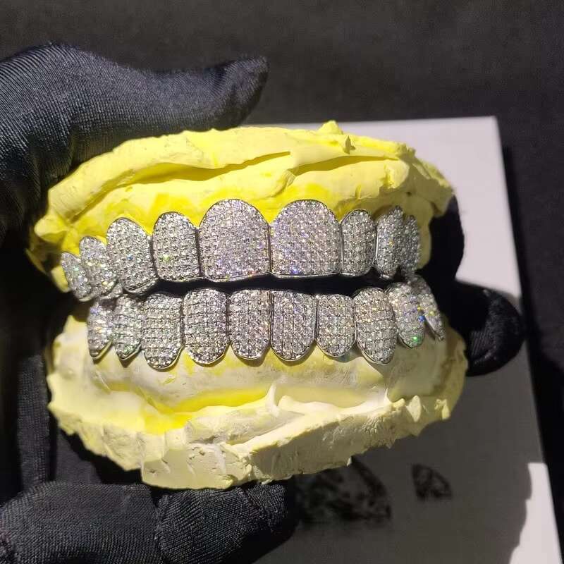 Custom Moissanite S925 Silver Teeth Grillz Silver Diamond Bling Tooth Grills for Men Women High-End Jewelry Pass Test
