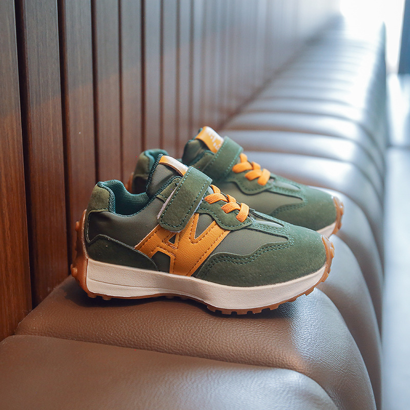 Boys and Girls Sport Shoes Children's Casual Shoes Fashion Hook Anti-slip Walkfashion Kids Footwears Soft Bottom Toddler Walking Shoes New Sizes 