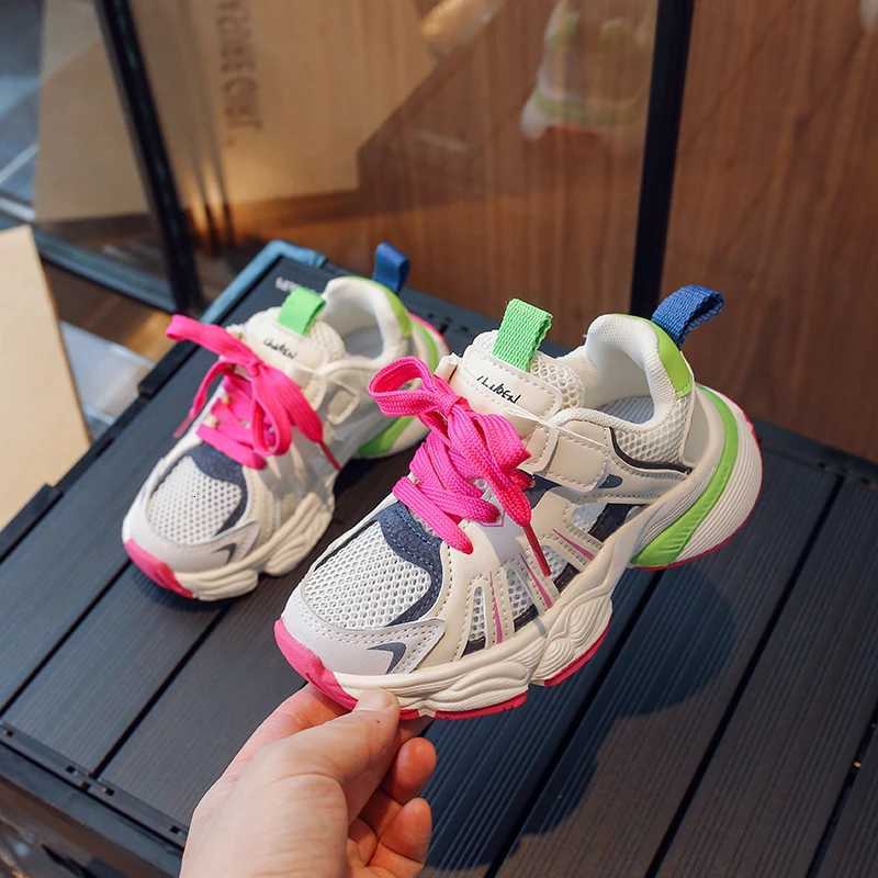 2024 Childrens Summer Sports Shoes Primary School for Boys and Girls Breathable Single Mesh Dad Shoes Sports Running Shoes W251110