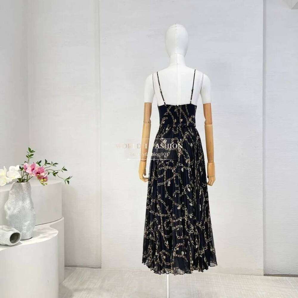Autumn New Casual Style Women Wearing Two Colors Black Beige Chain Pattern Print Sleeveless Backless Midi Dress Hot Sale