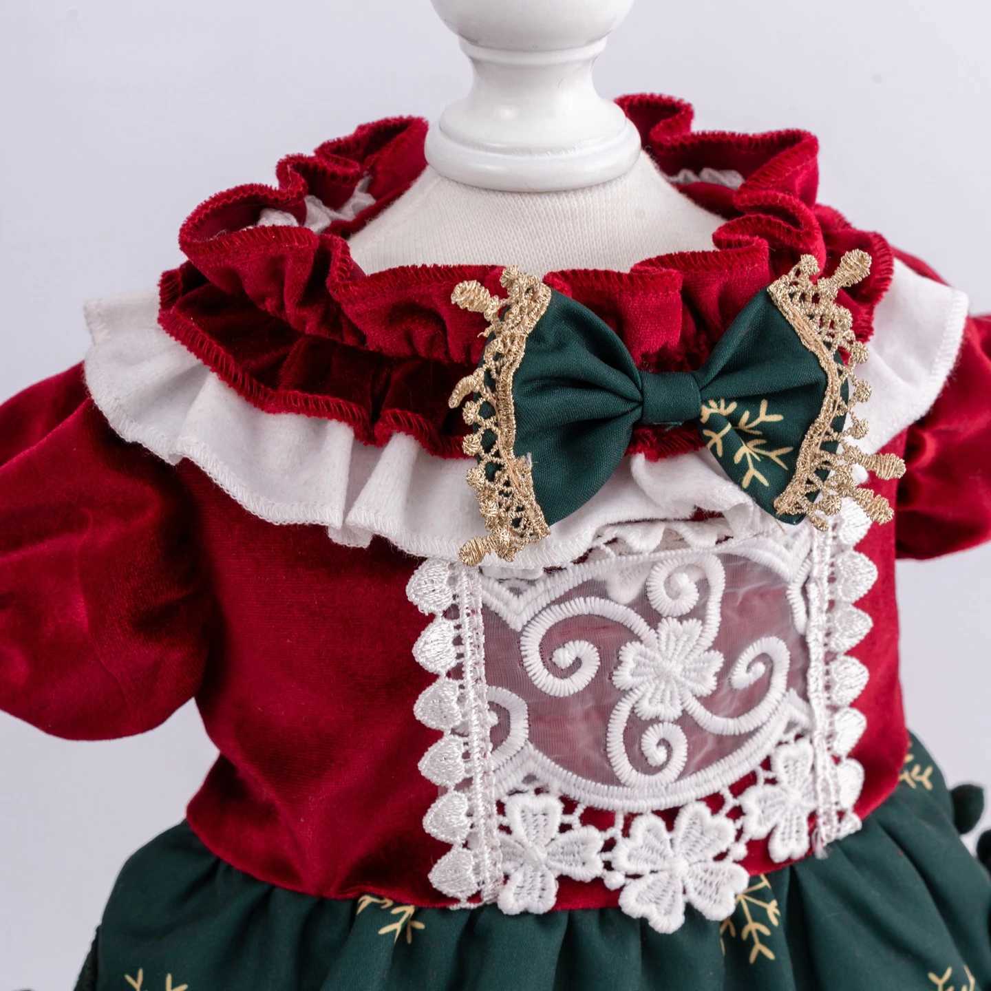 Christmas Dog Dress Winter Pet Clothes Small Dogs Maltese Yorkie Poodle Puppy Outfit Warm Velvet Skirt Cute Pet Costume Apparel J251110