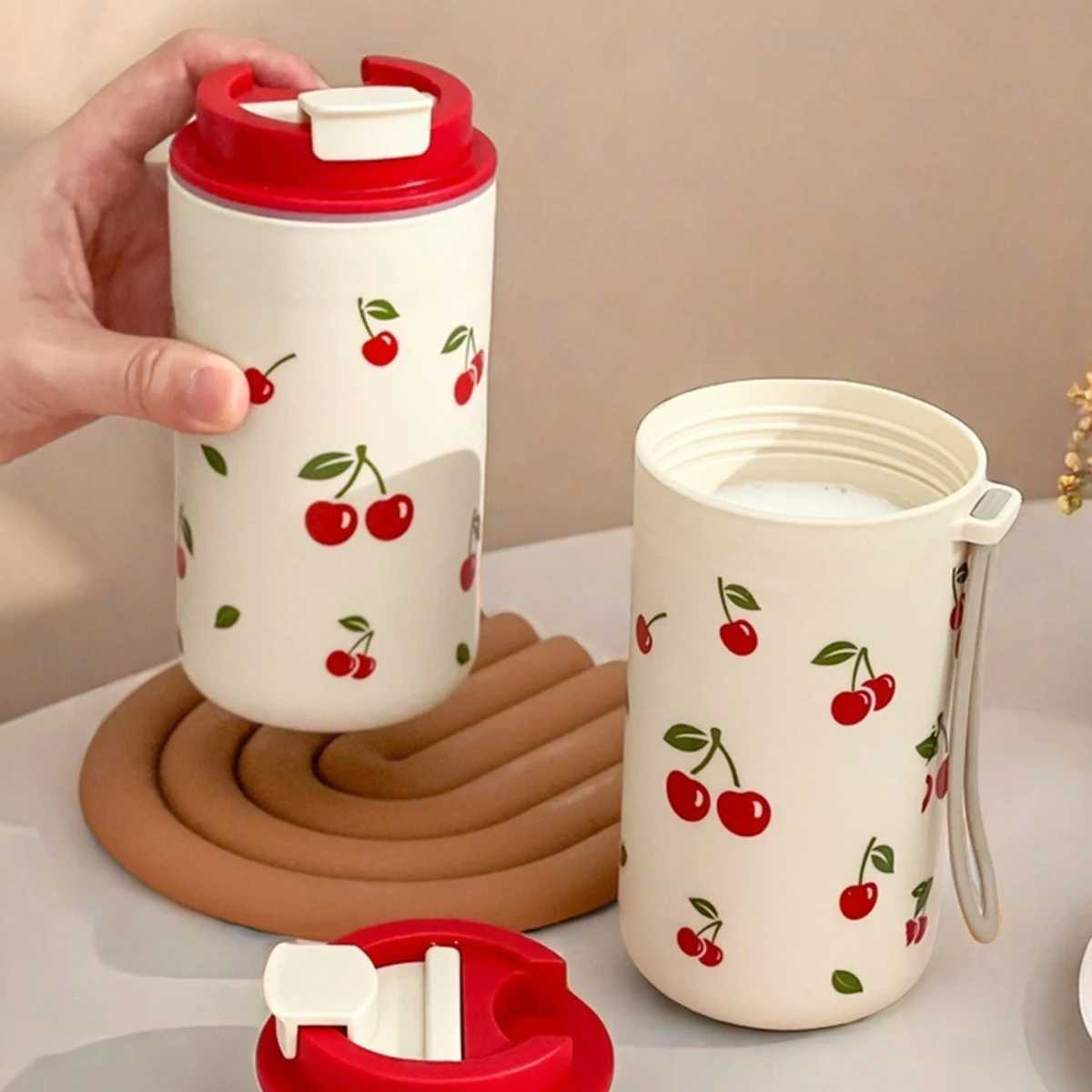 Fashionable cup 350/400ml Plastic Water Cup With Rope ry Pattern Milk Coffee g Reusable Water Bottle For Student School Travel Y251110
