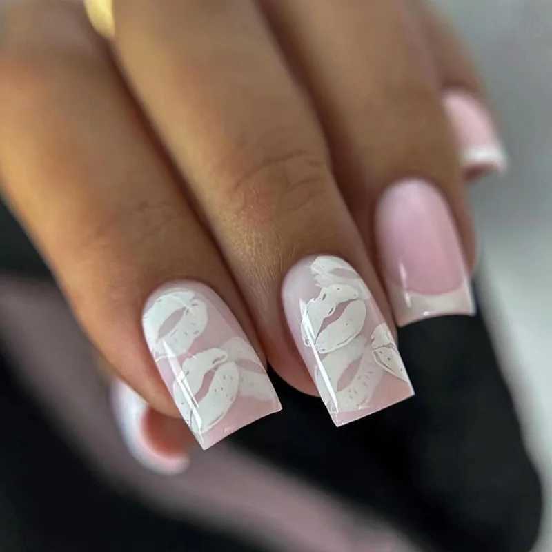 24 pieces of white lips pressed on nails pink gradient fake nails smooth artificial fingers reusable female fake nails W250410
