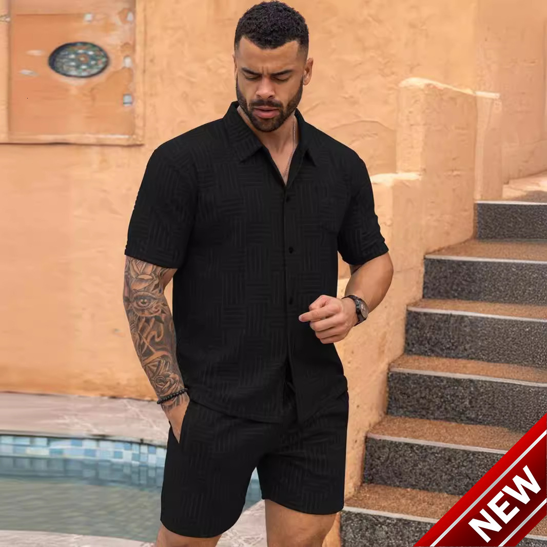 2024 Summer New Mens Leisure Sports Set Jacquard Knitted Shirt Mens Short Sleeve Set Trendy