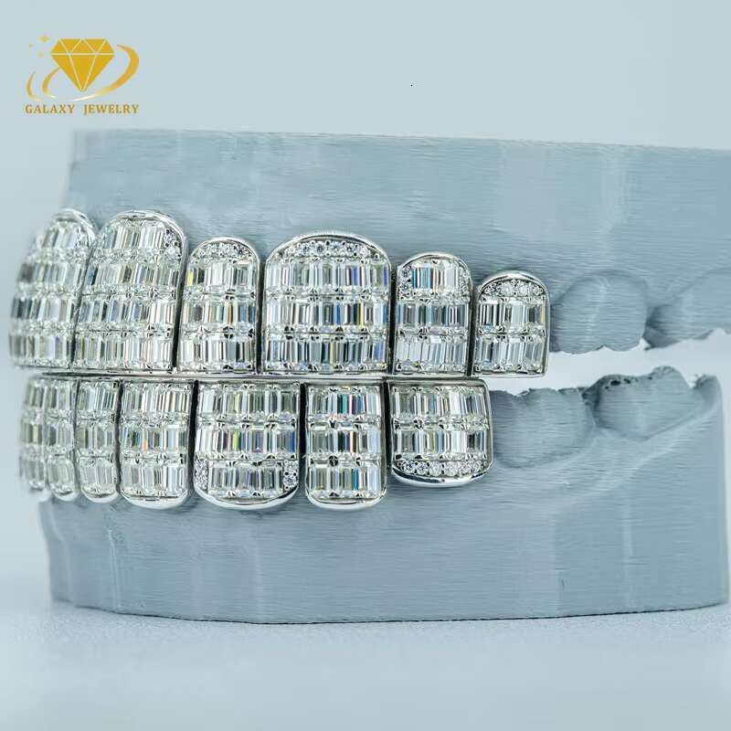 Custom S925 Silver 10k 14k 18k Solid Gold Teeth Iced Out Moissanite Diamond Grillz Emerald Cut Lab Diamond Grillz for Teeth