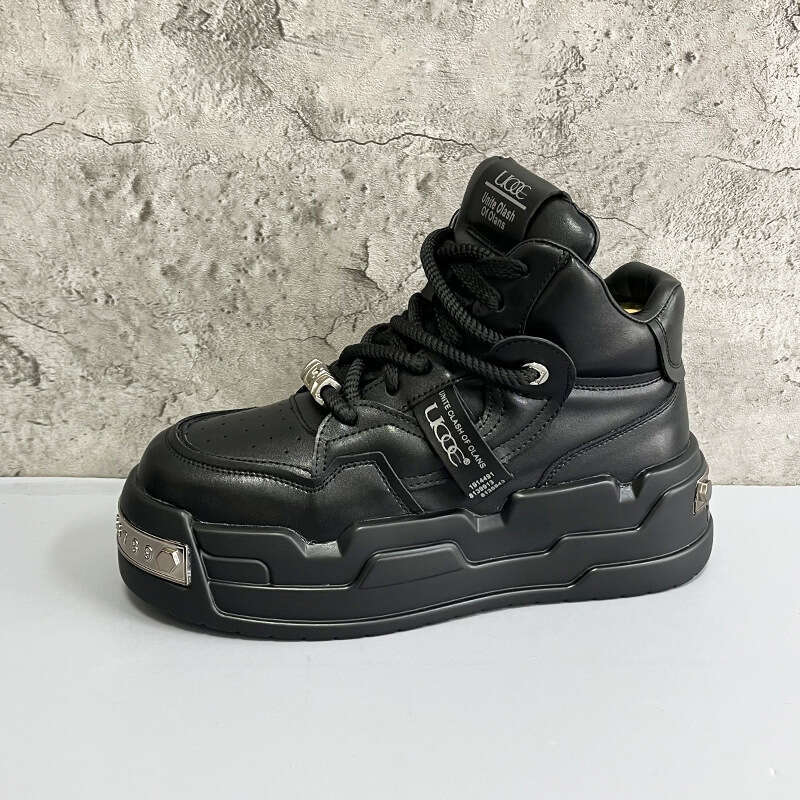 2025 High-End Casual Men's Simple Solid Color White Shoes Leather Soft Sole Comfortable Lightweight Sneakers