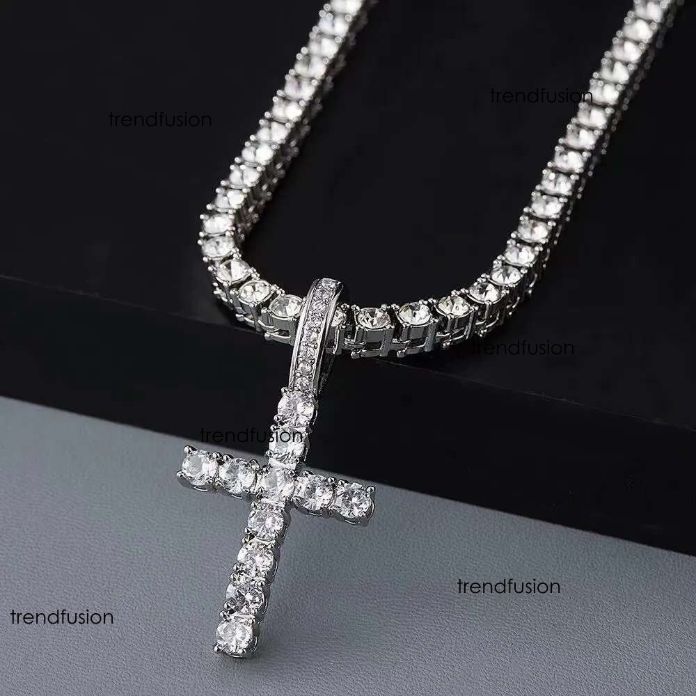 Necklaces Cross Pendant Hip Hop Necklace 4mm 5mm Vvs Moissanite Dia Tennis Chain Sier for Women Men Jewelry 2024 new