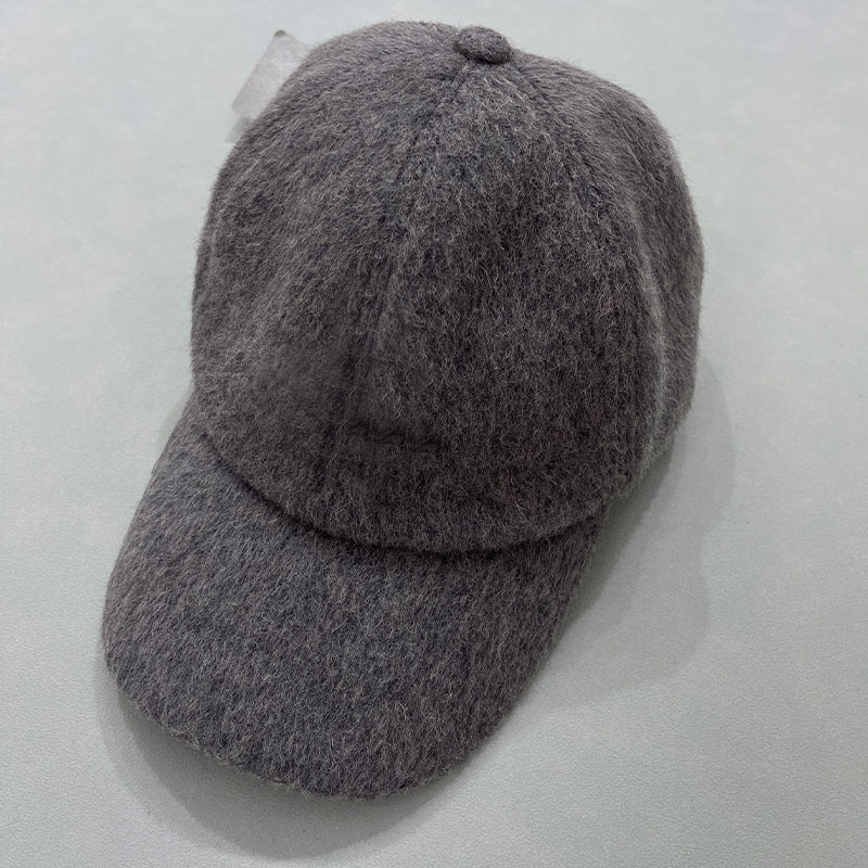 Luxury Designer Women's Cashmere Wool Baseball Cap 2025 Fall Winter New Letter Embroidery Wool Blend Hat Two Colors One Size High Quality S1128
