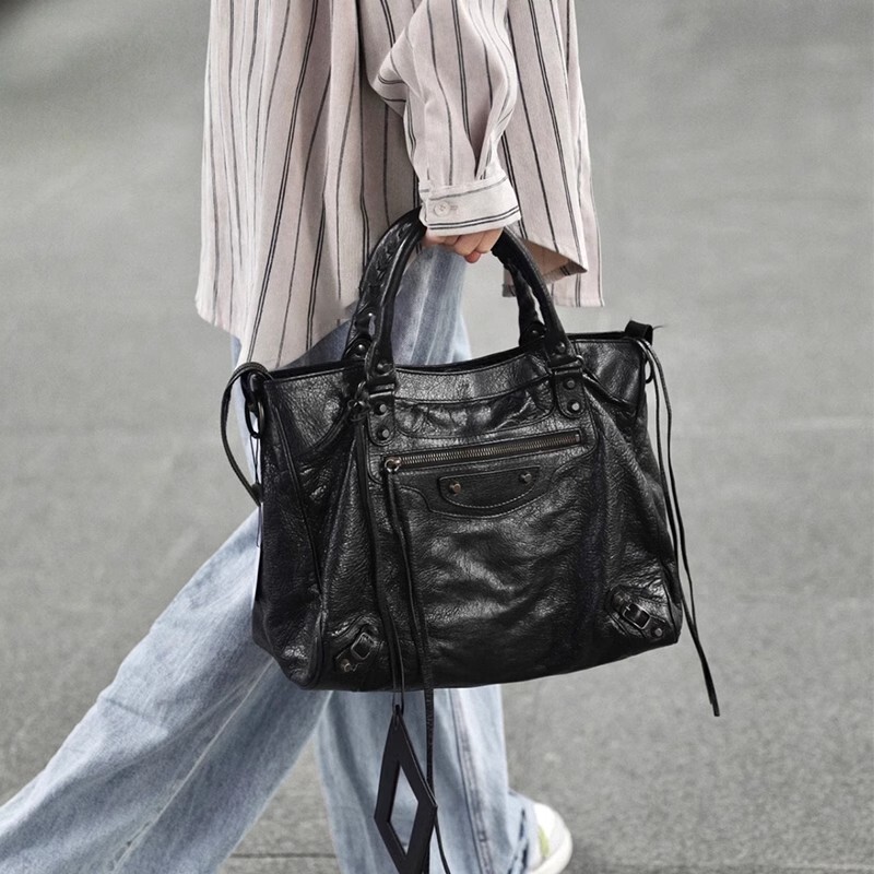 Mage Elegant Style Riveted Motorcycle Bag High Quality Texture fashion Spicy Girl Designer Bag Trendy Luxury Handbag Large Capacity Women s Shoulder B