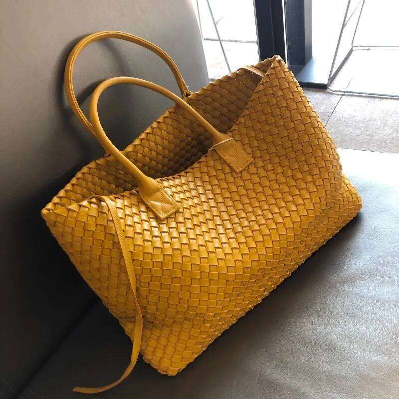 Handmade Woven Handbag For Women, 2025 New Model, Large Capacity, Fashionable And Versatile, High-End Single Shoulder Tote Bag
