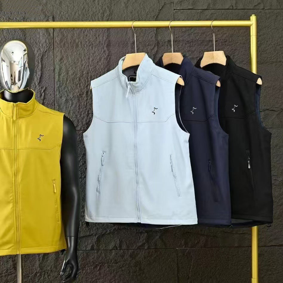 Designer Men's Vests Arctw ryxs Soft Shell Stand Up Collar Vest Breathable Waterproof 25AW Outdoor Men's Women's Arcs Casual Top Embroidered