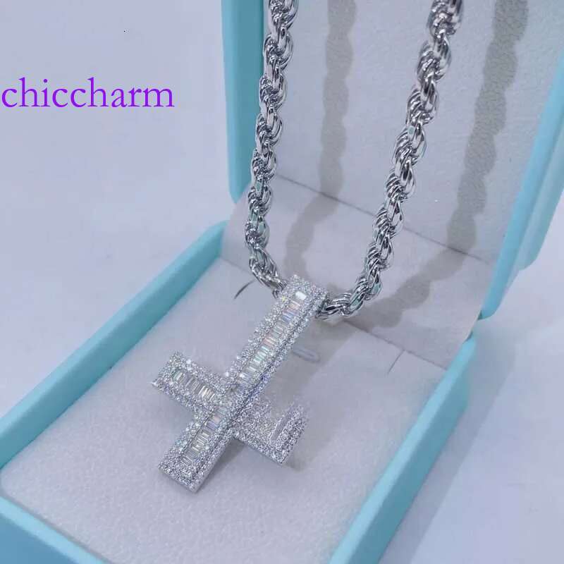 necklace moissanite chain Pendant Necklaces Whiote Gold Sier Vvs Moissanite Dia Iced Out Hip Hop Pass Tester Upside Down Cross