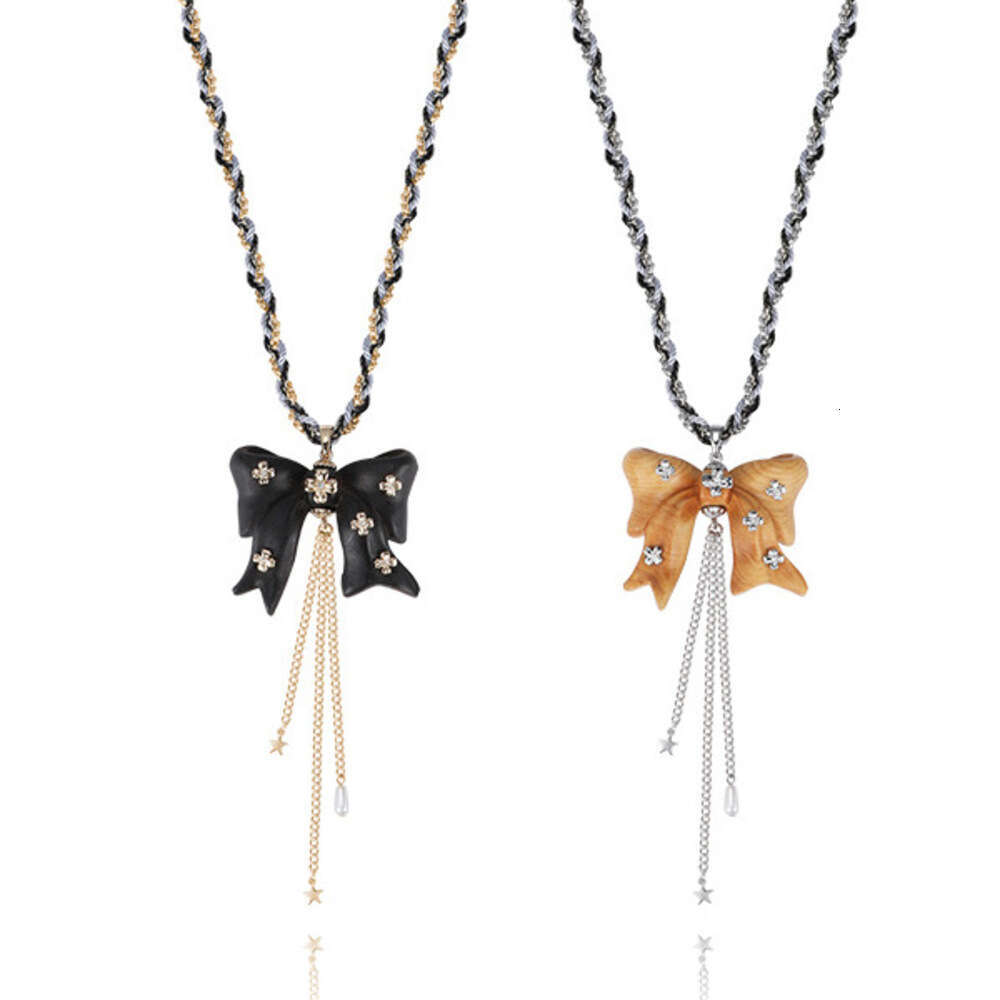 Vintage Original Design Wooden Bow Tassel Necklace for Women Unique Niche Light Luxury Long Pearl Sweater Chain