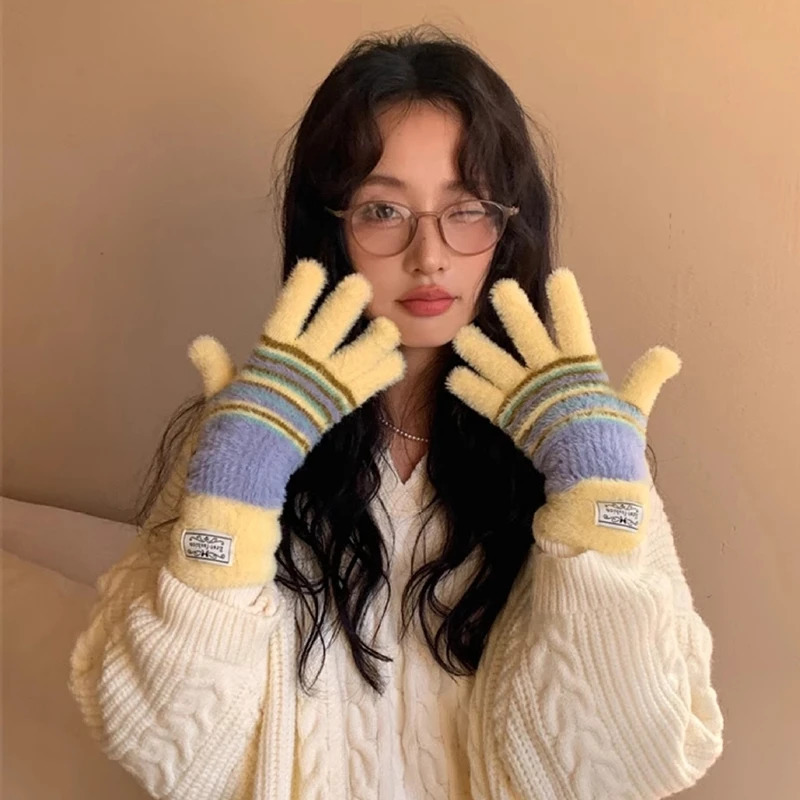 Korean Style Colorful Striped Girls Gloves Winter Warm Knitted Plush Women Gloves Outdoor Five-fingered Gloves Can Touch Screen 251106