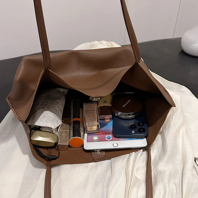 Retro Fashion Soft PU Solid Color Womens Shoulder Bag Ribbon Deco Large Capacity Female Leisure Tote Bag For Commute Outings R251110